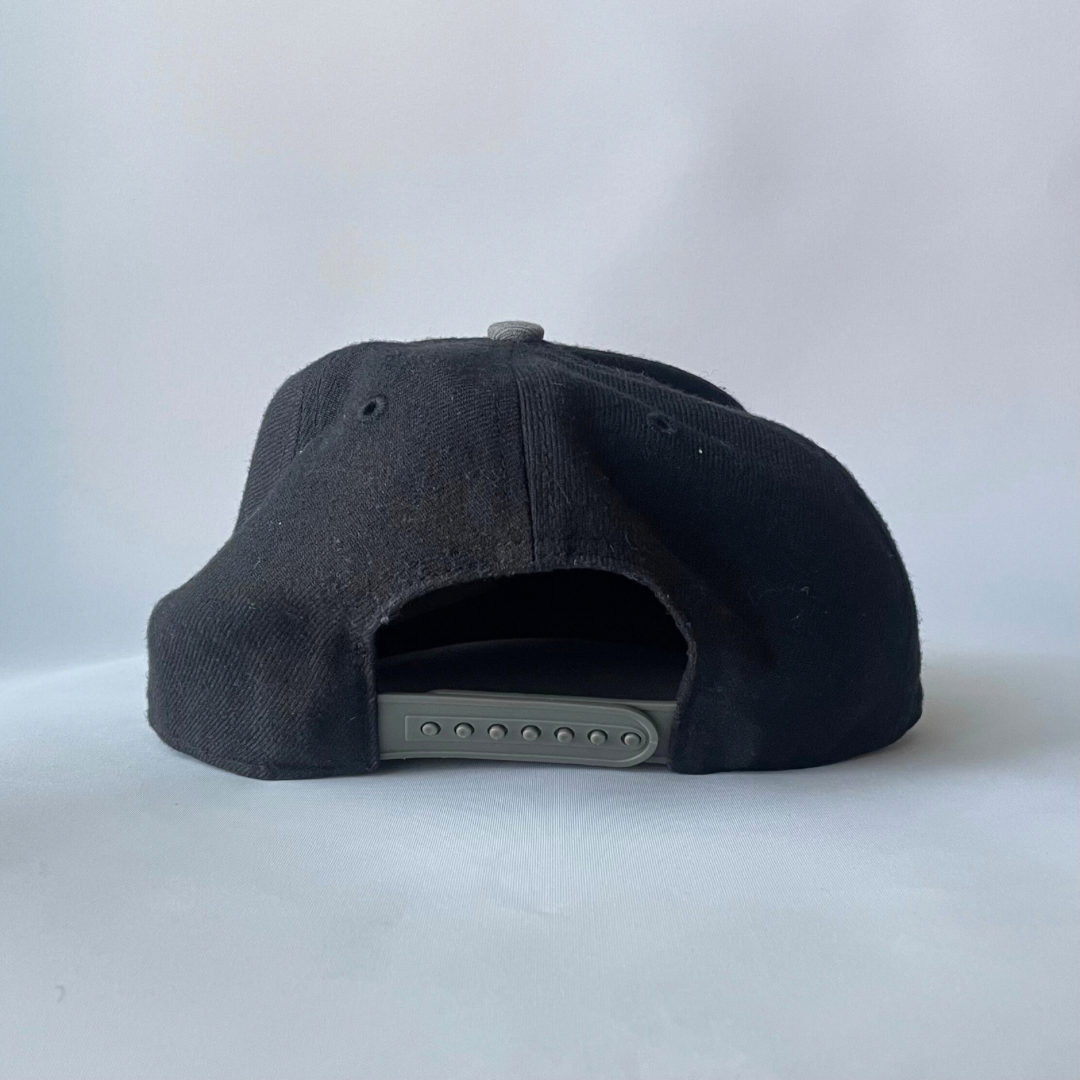 LA dodgers logo cap