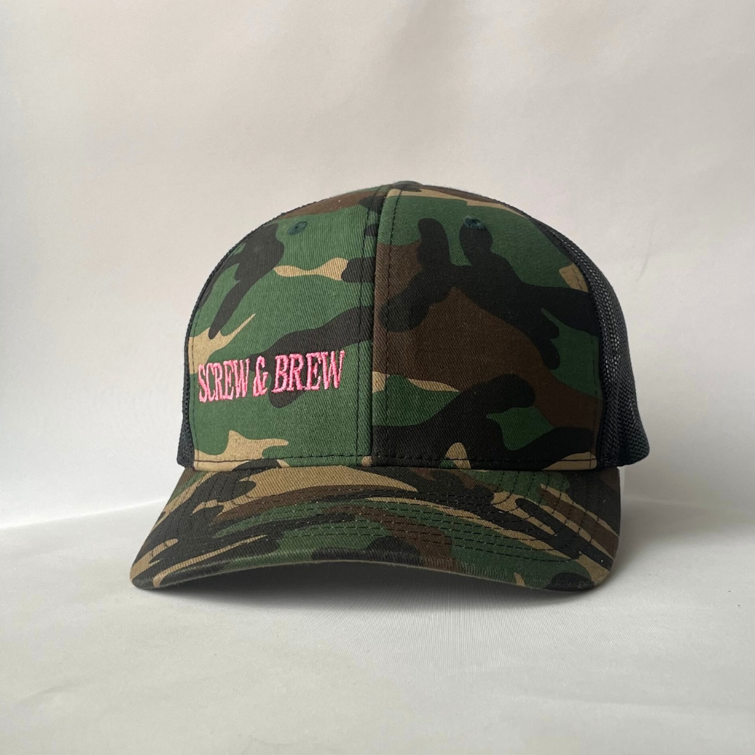 Screw & brew trucker cap camo