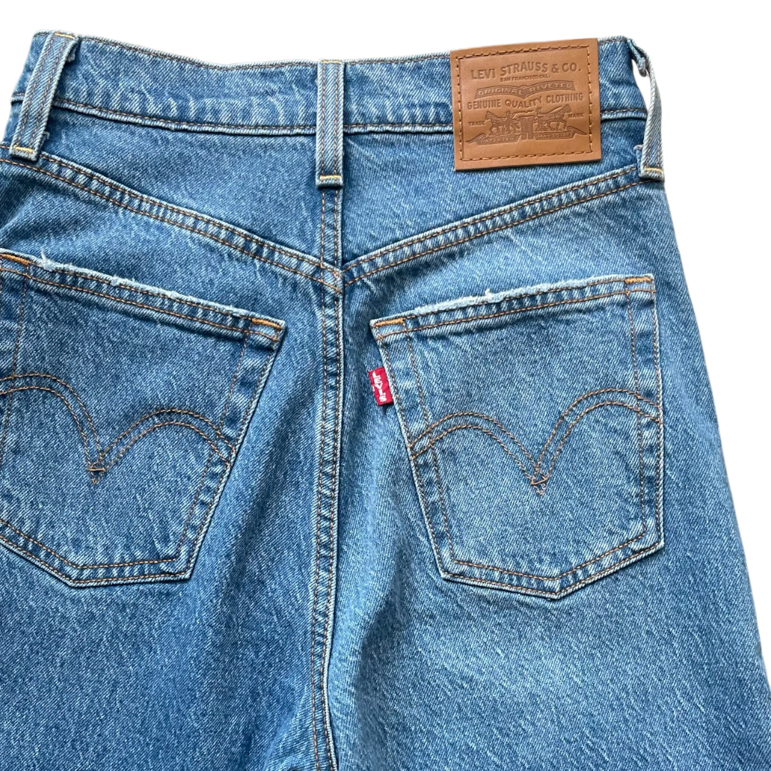 Levi’s Ribcage straight 24X32