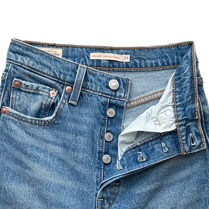 Levi’s Ribcage straight 24X32