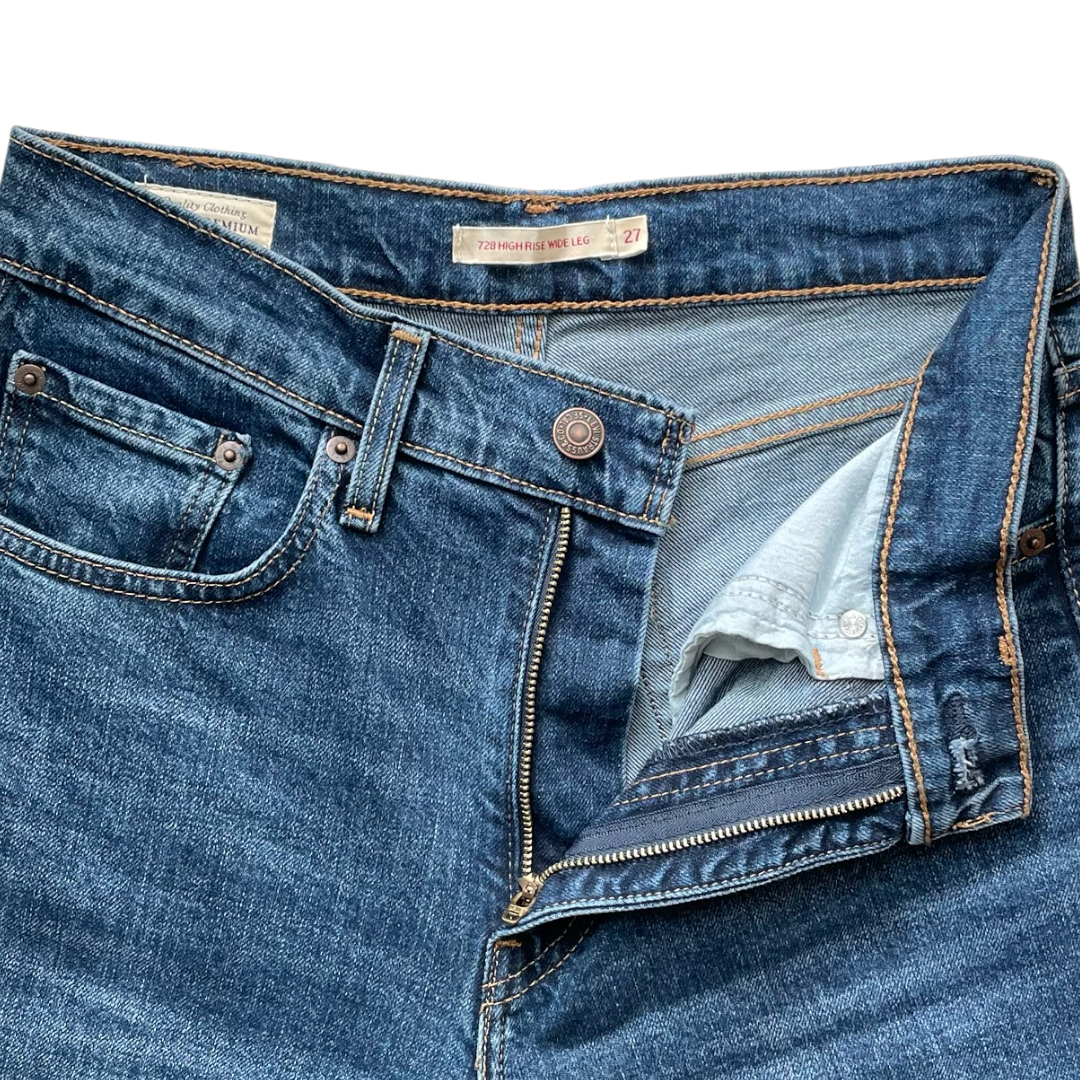 Levis 728 high rise wide leg 27X32