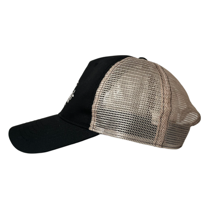 Lucky rooster Whiskey trucker cap