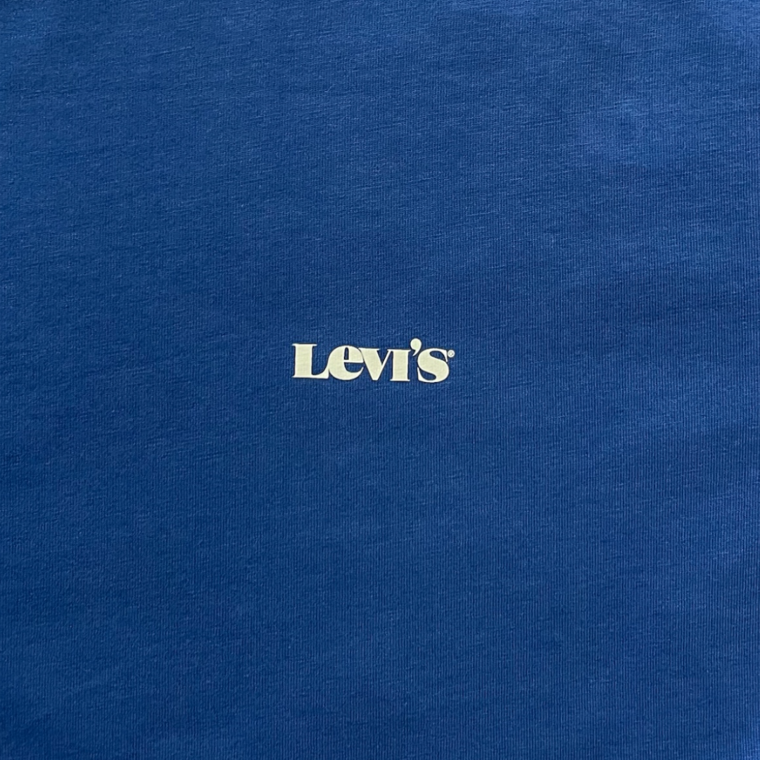 Levis script T-shirt